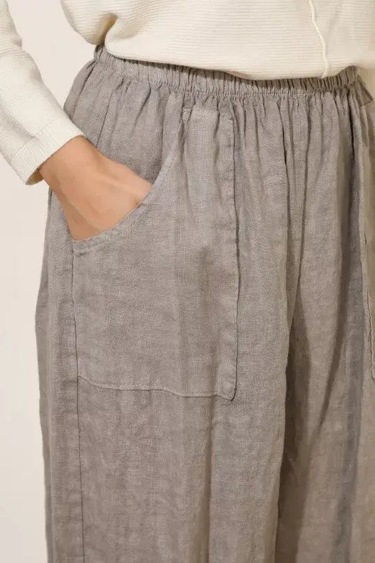 Linen Cocoon trousers in Soot