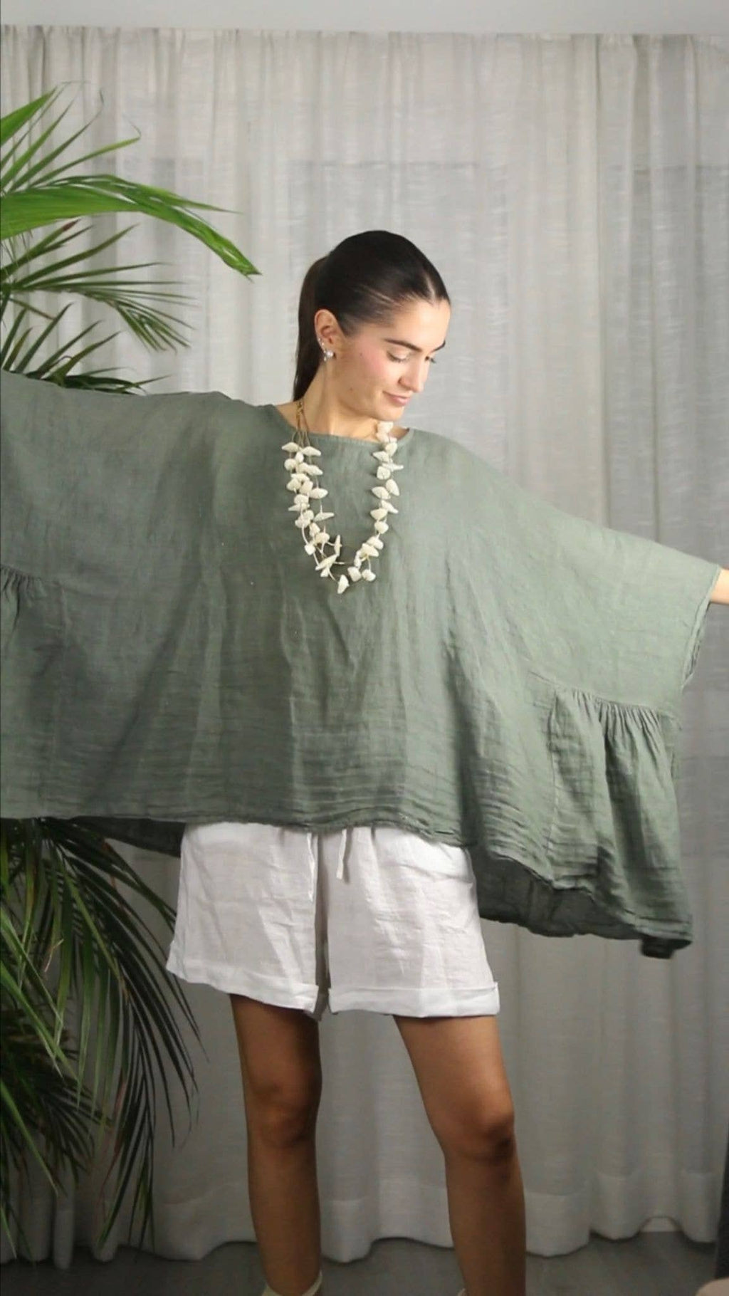 3/4 Sleeve Linen Batwing Oversized Drape Top in Lichen Khaki Green