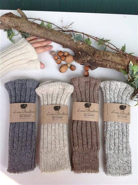 Oria 65% wool / 35% alpaca (adults) hand warmers: Tobacco / One size