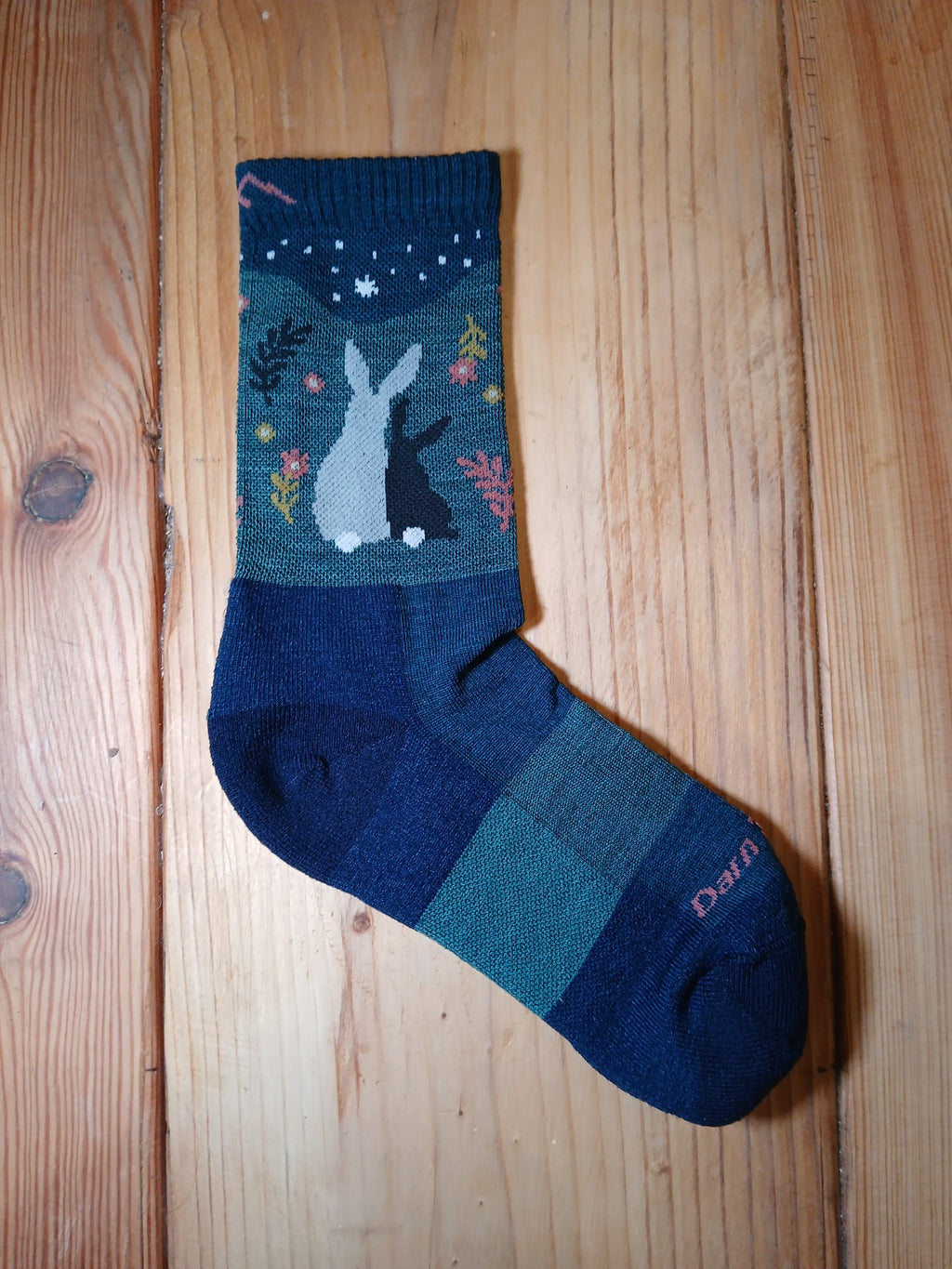 Darn Tough Lightweight Crew Critter Club Eclipse Socks Womens