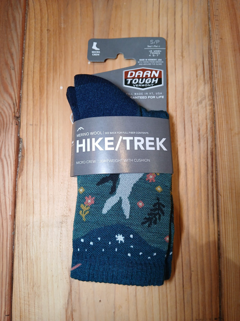 Darn Tough Lightweight Crew Critter Club Eclipse Socks Womens