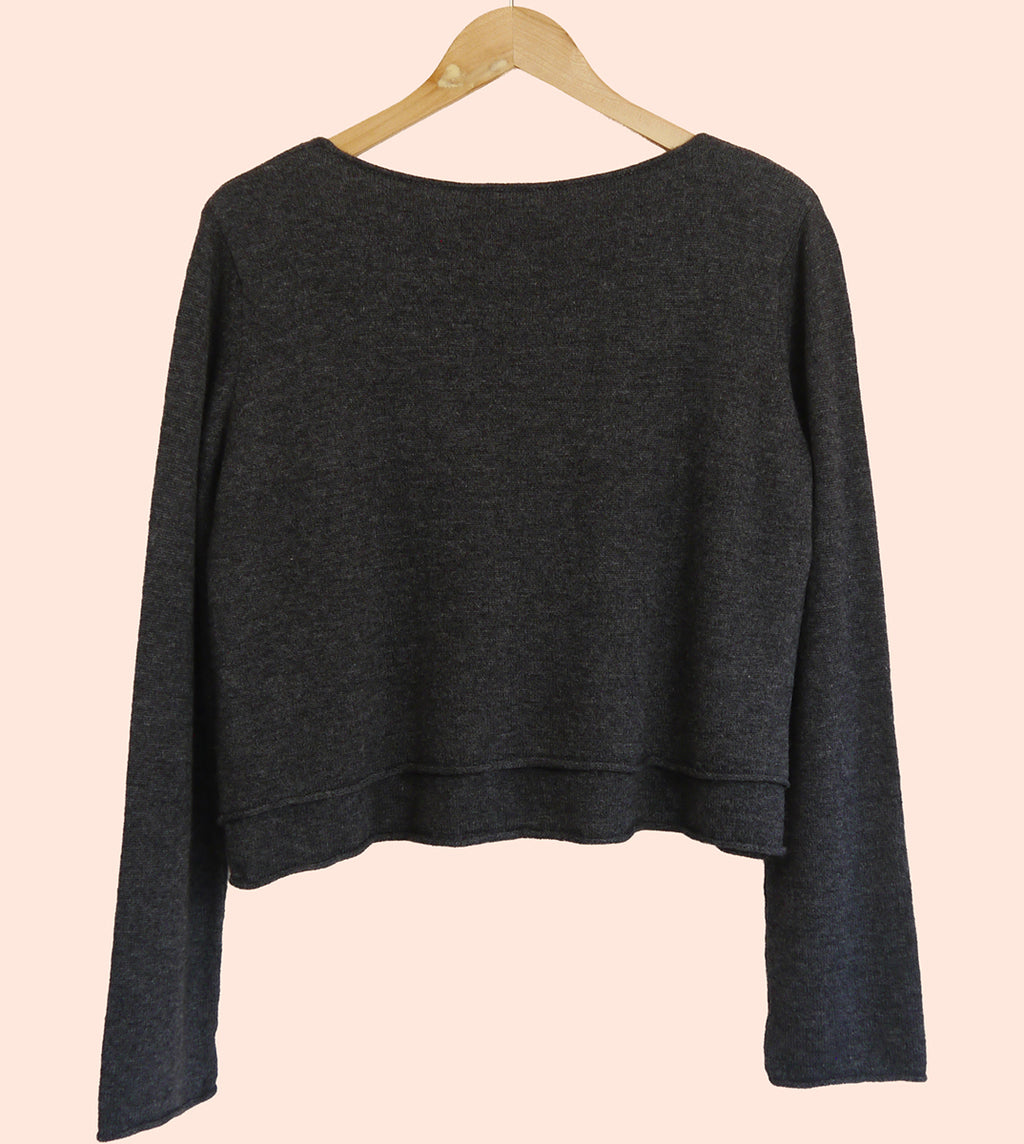 Lambswool/Cashmere Cropped Layered Jumper in Charcoal