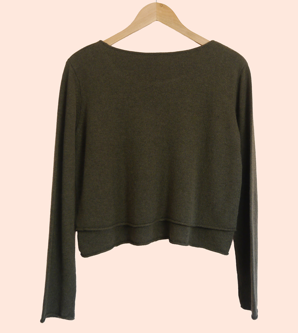Lambswool/Cashmere Cropped Layered Jumper in Fir Green