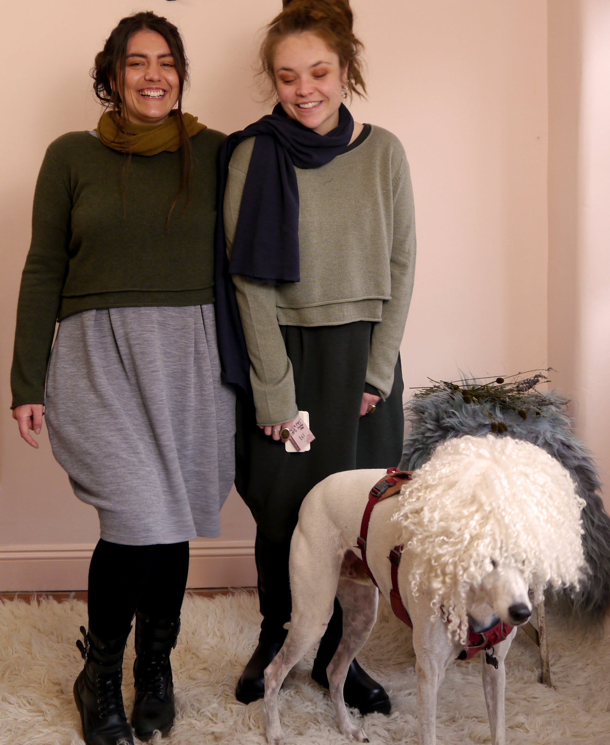 Lambswool/Cashmere Cropped Layered Jumper in Clay Green