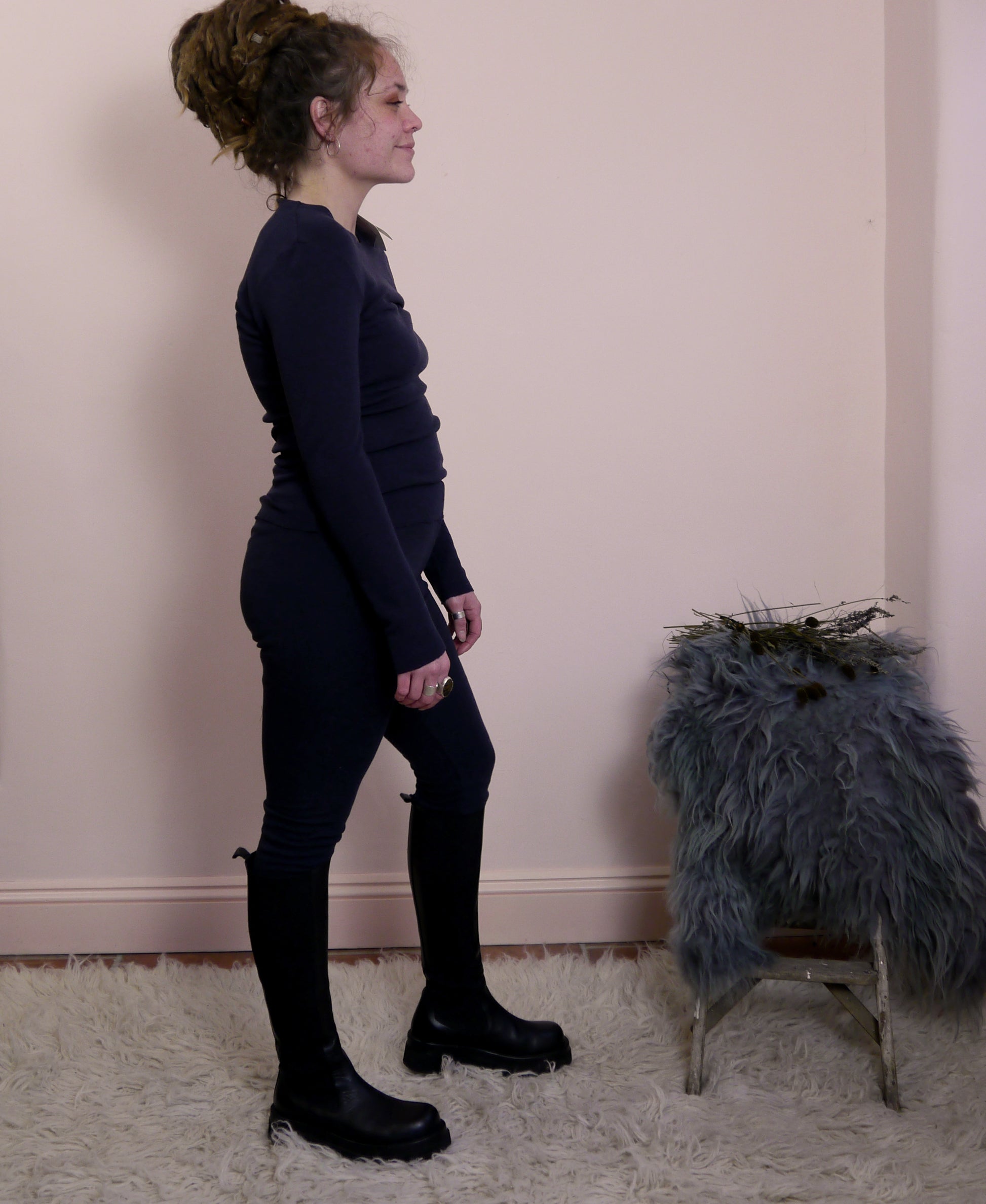 Long Sleeve Merino Wool Top in Charcoal