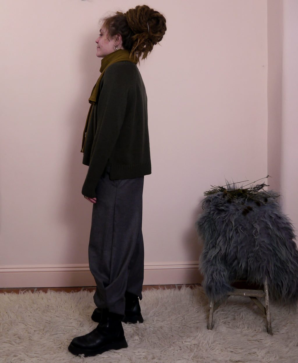 Lambswool/Cashmere Boxy Crew Neck Jumper in Fir Green