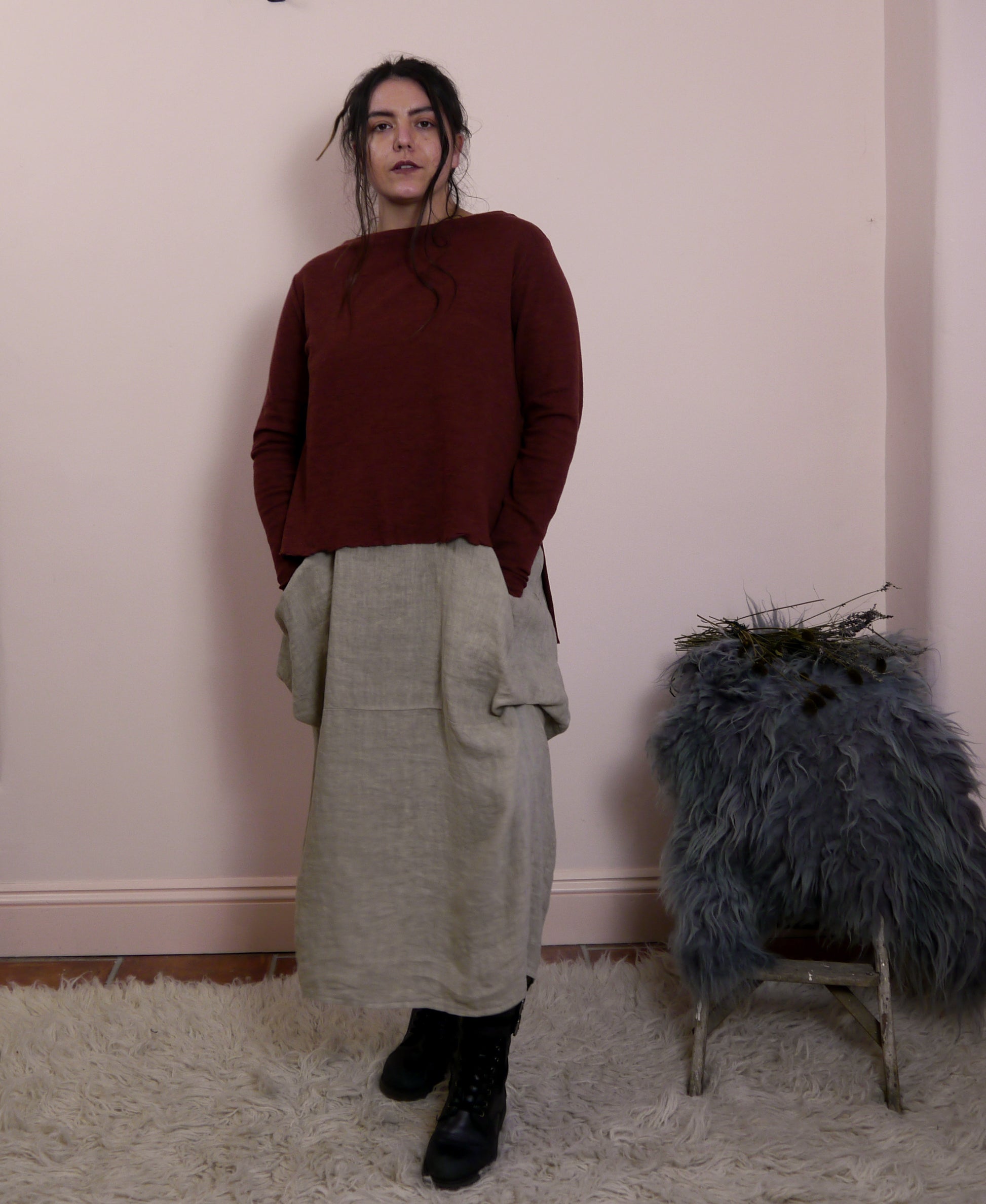 Merino Wool Jumper with High Neck and Side Splits in Rosewood