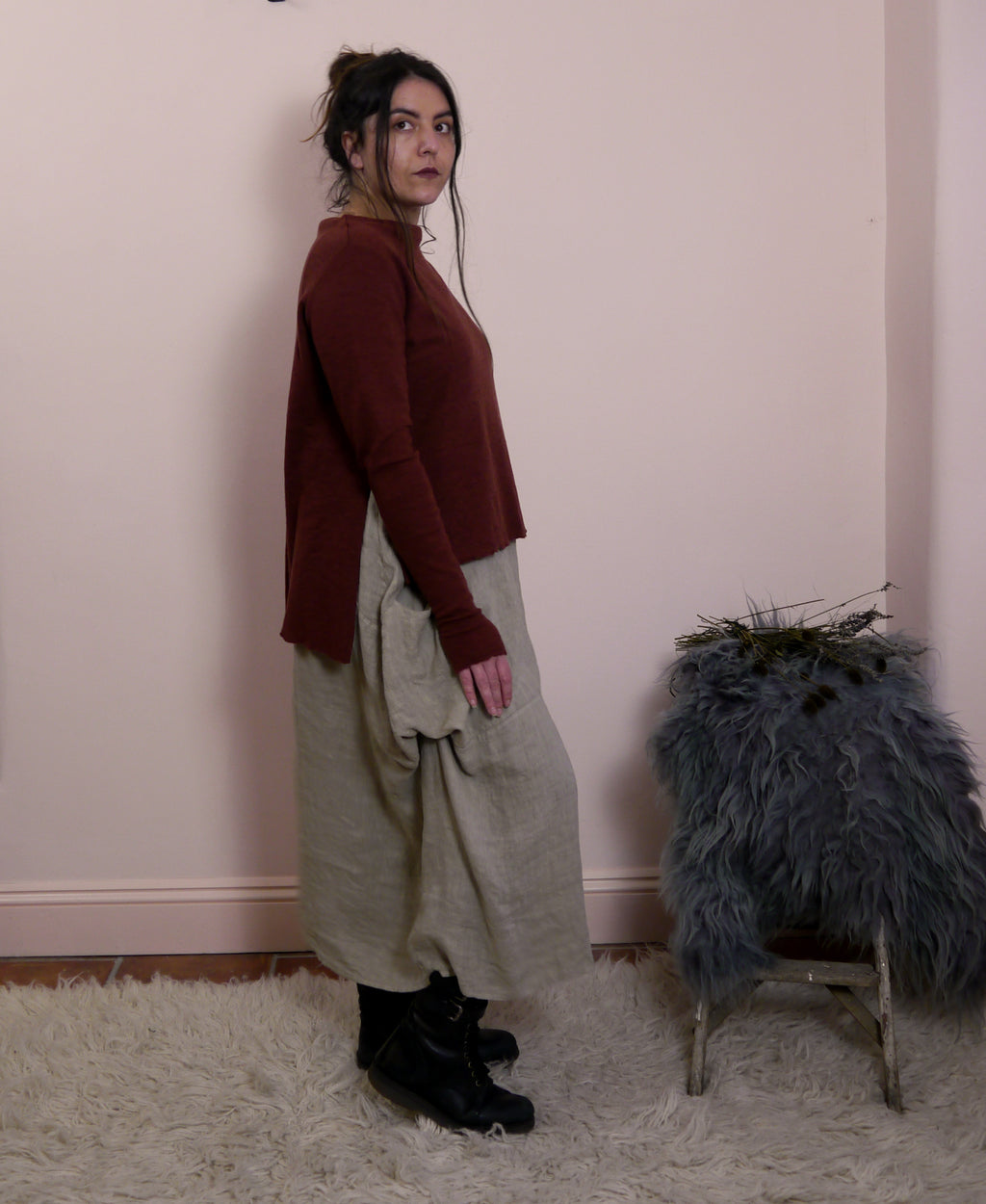 Merino Wool Jumper with High Neck and Side Splits in Rosewood