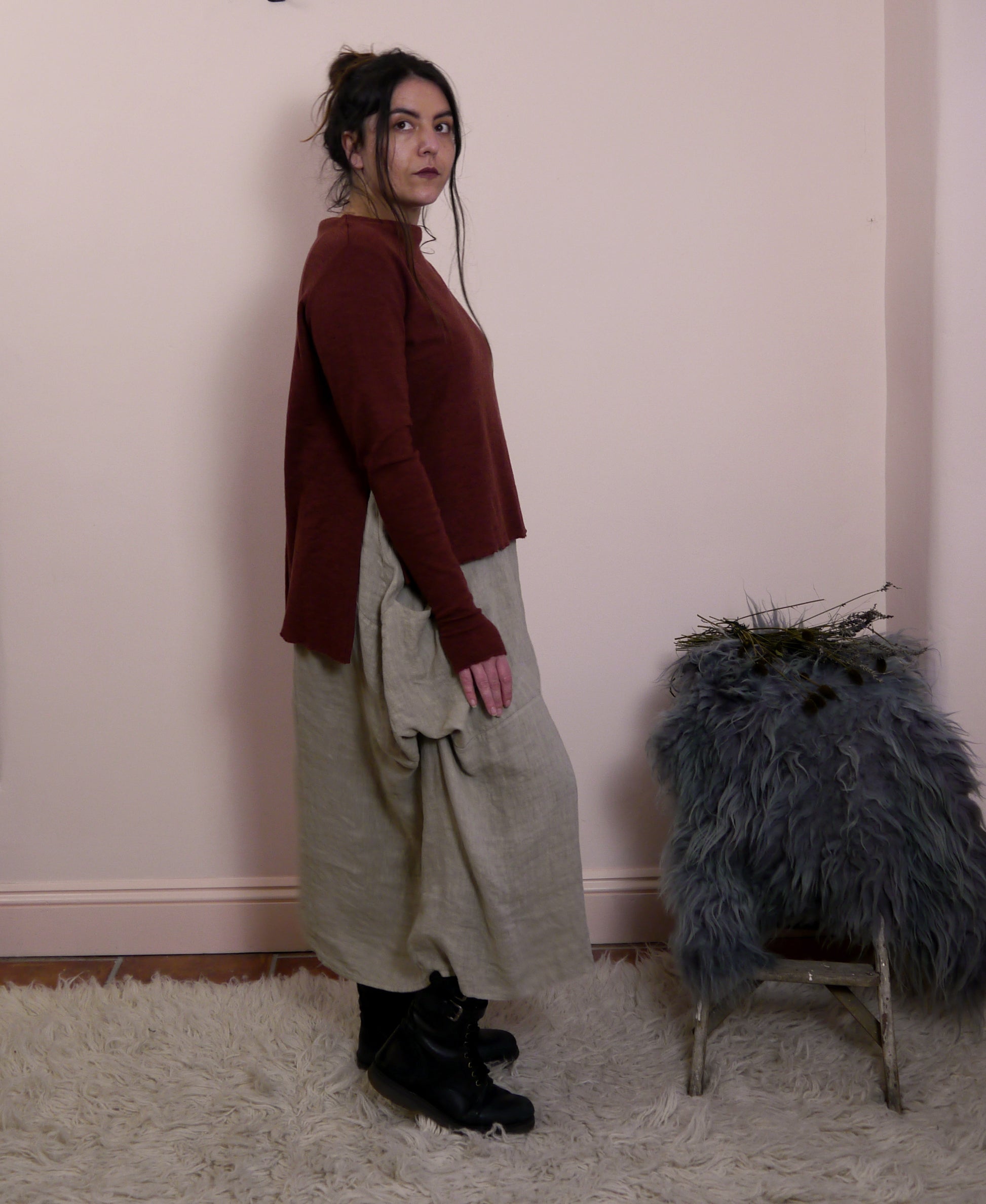 Merino Wool Jumper with High Neck and Side Splits in Rosewood