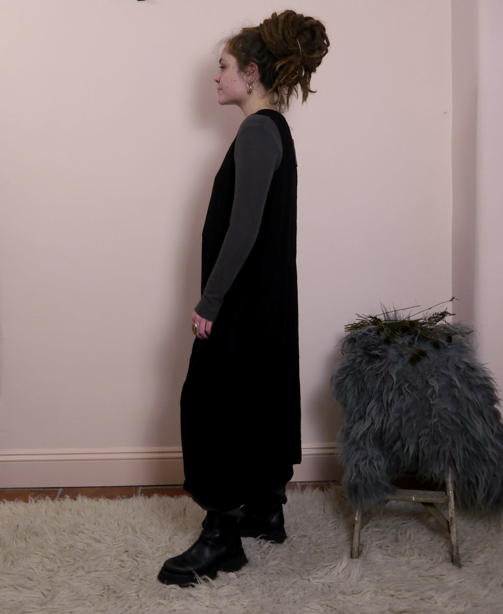 Linen Sleeveless Maxi Cocoon Dress with Pockets in Black