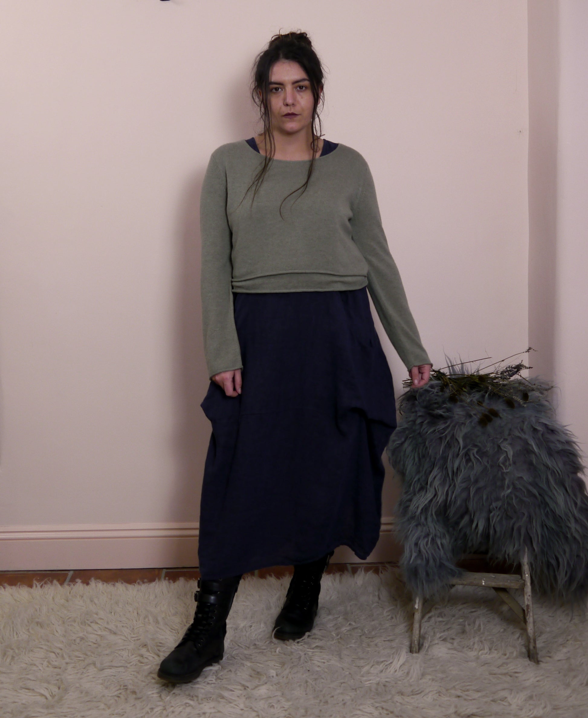 Lambswool/Cashmere Cropped Layered Jumper in Clay Green