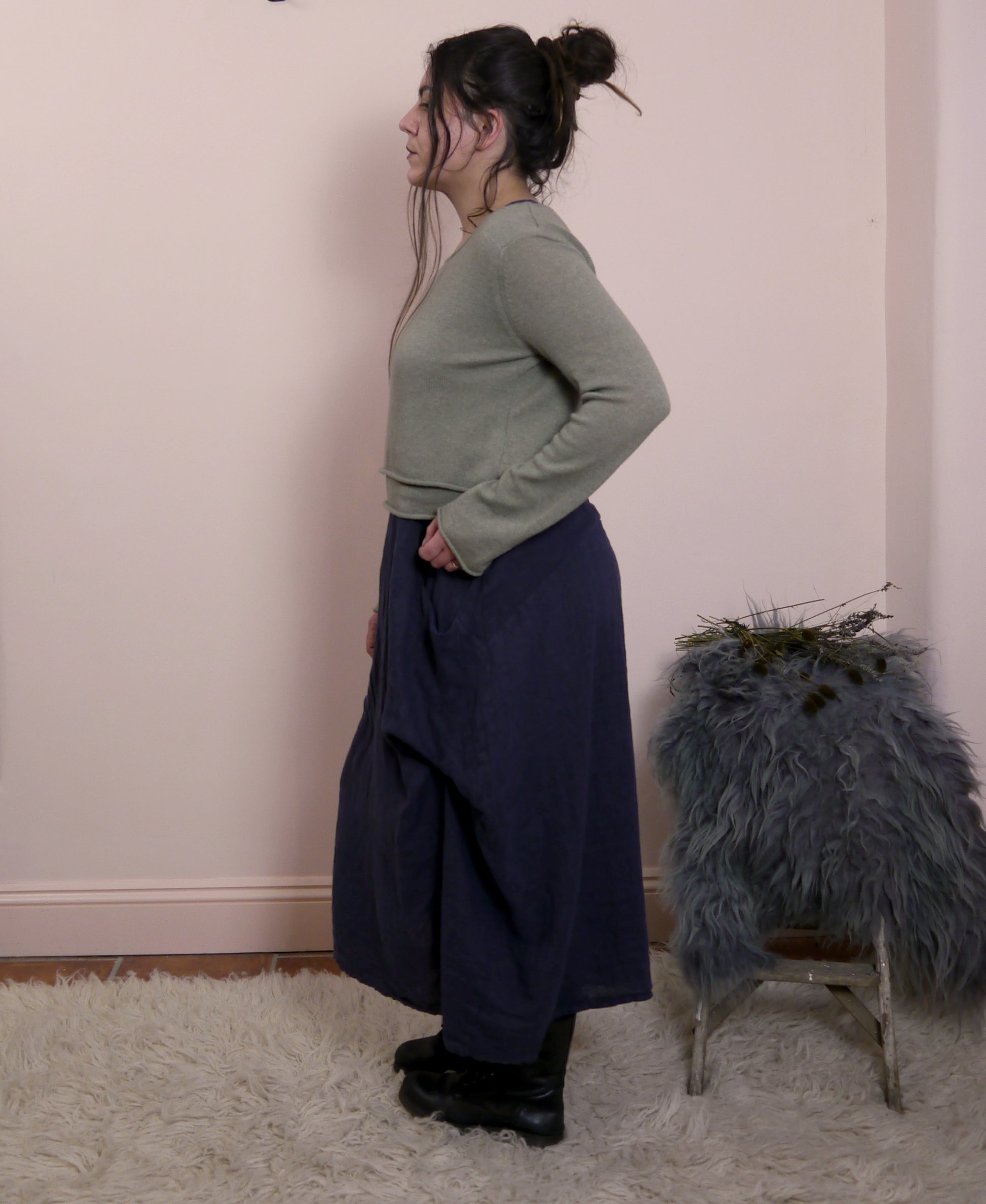 Lambswool/Cashmere Cropped Layered Jumper in Clay Green