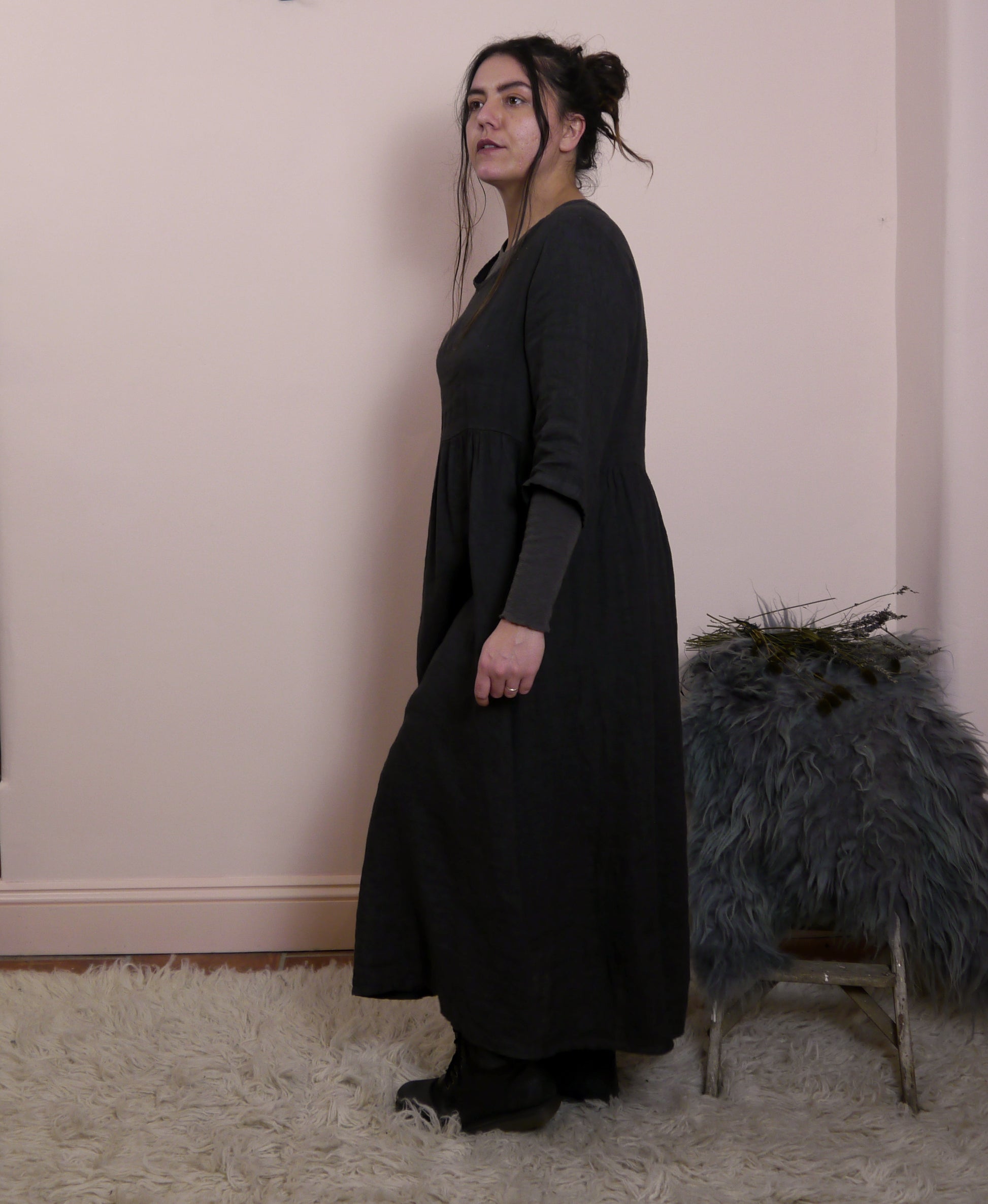 Linen Maxi 3/4 Sleeve Round Neck Dress in Soot