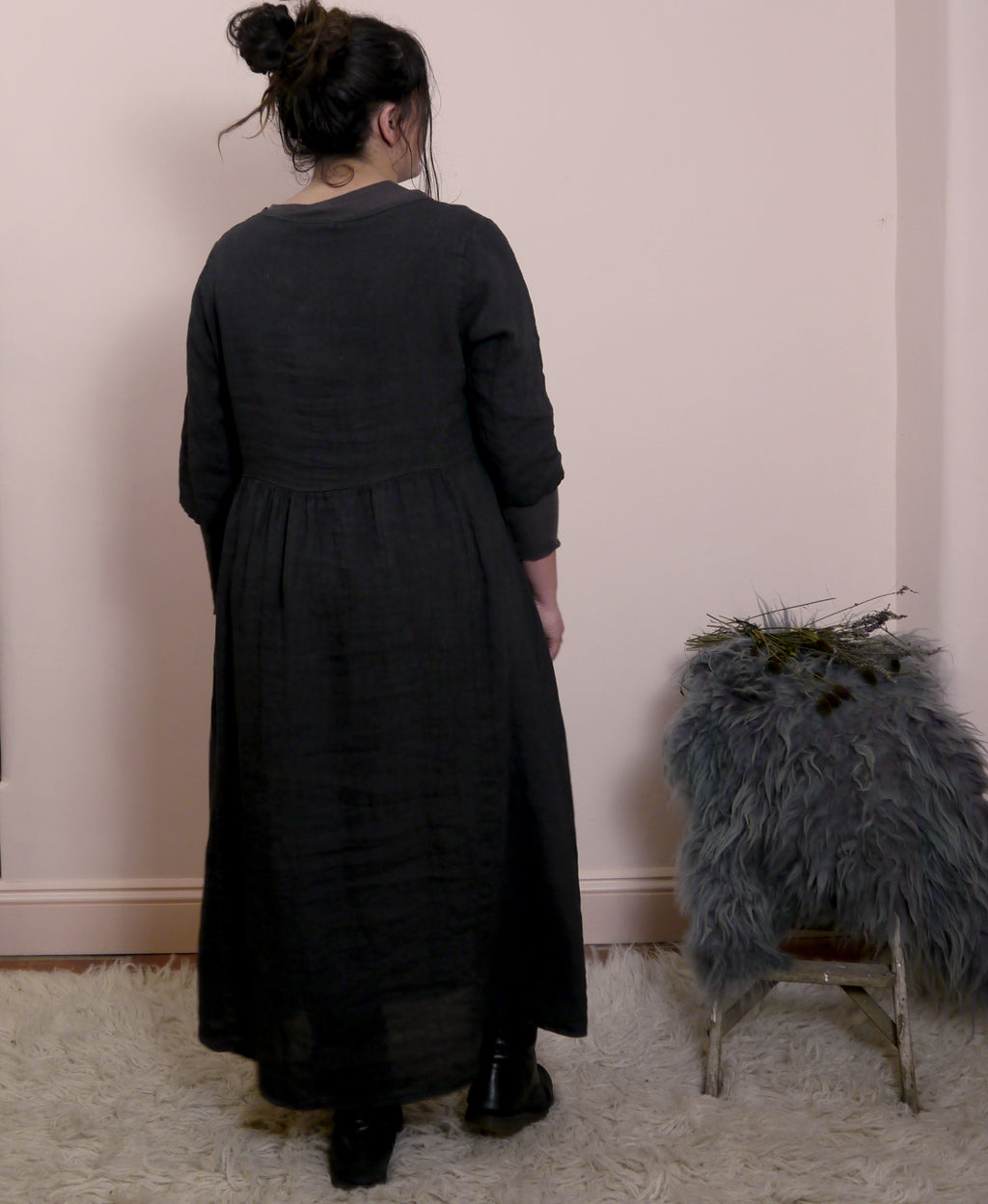 Linen Maxi 3/4 Sleeve Round Neck Dress in Soot