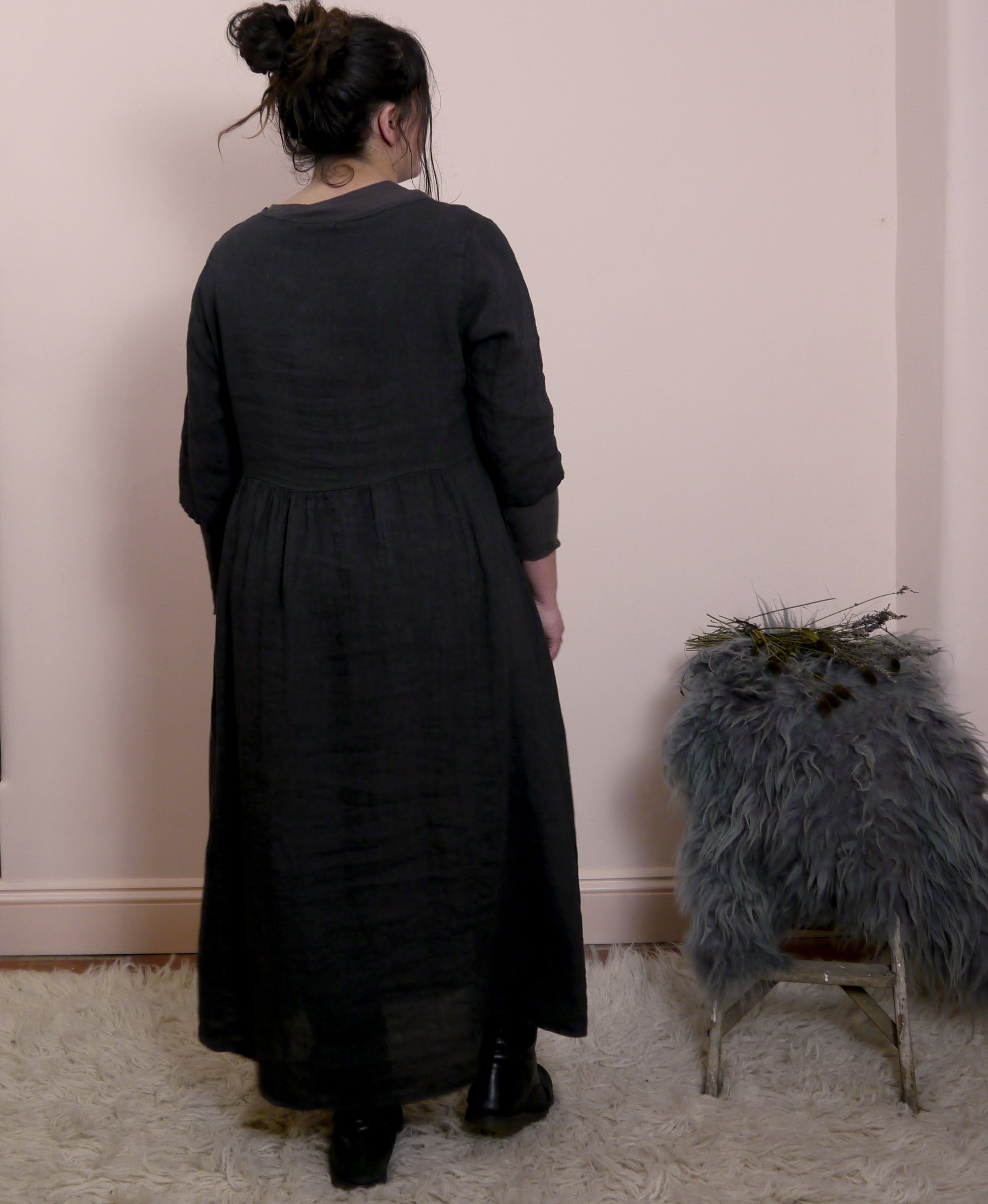 Linen Maxi 3/4 Sleeve Round Neck Dress in Soot