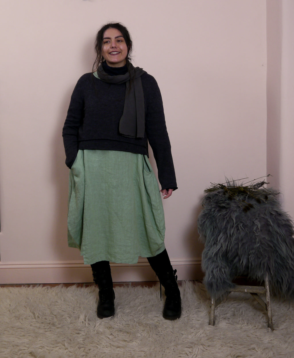 Linen V-neck Maxi Dress in Seafoam