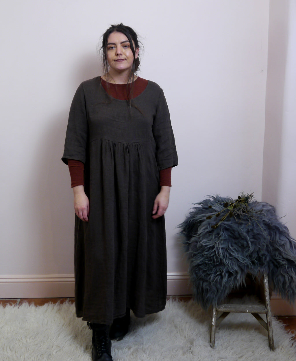 Linen Maxi 3/4 Sleeve Round Neck Dress in Bark