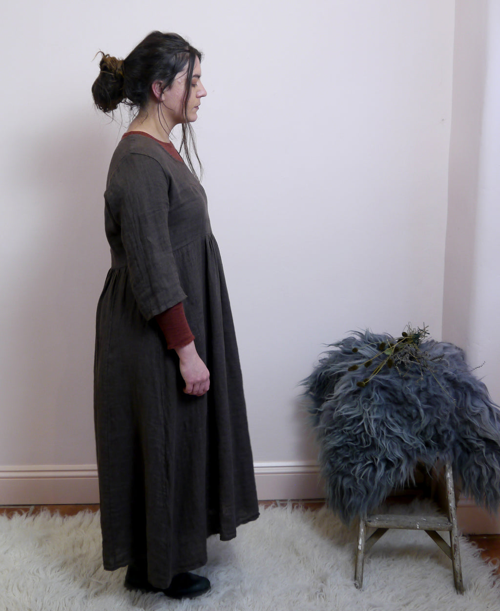 Linen Maxi 3/4 Sleeve Round Neck Dress in Bark