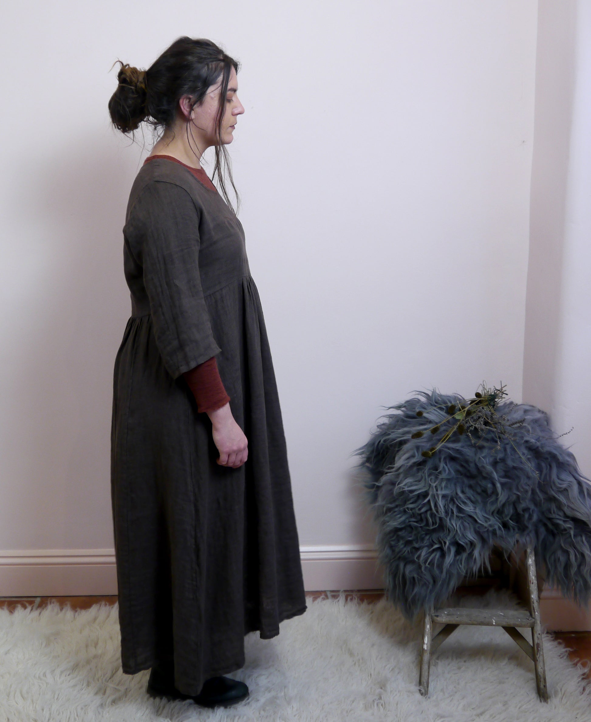 Linen Maxi 3/4 Sleeve Round Neck Dress in Bark