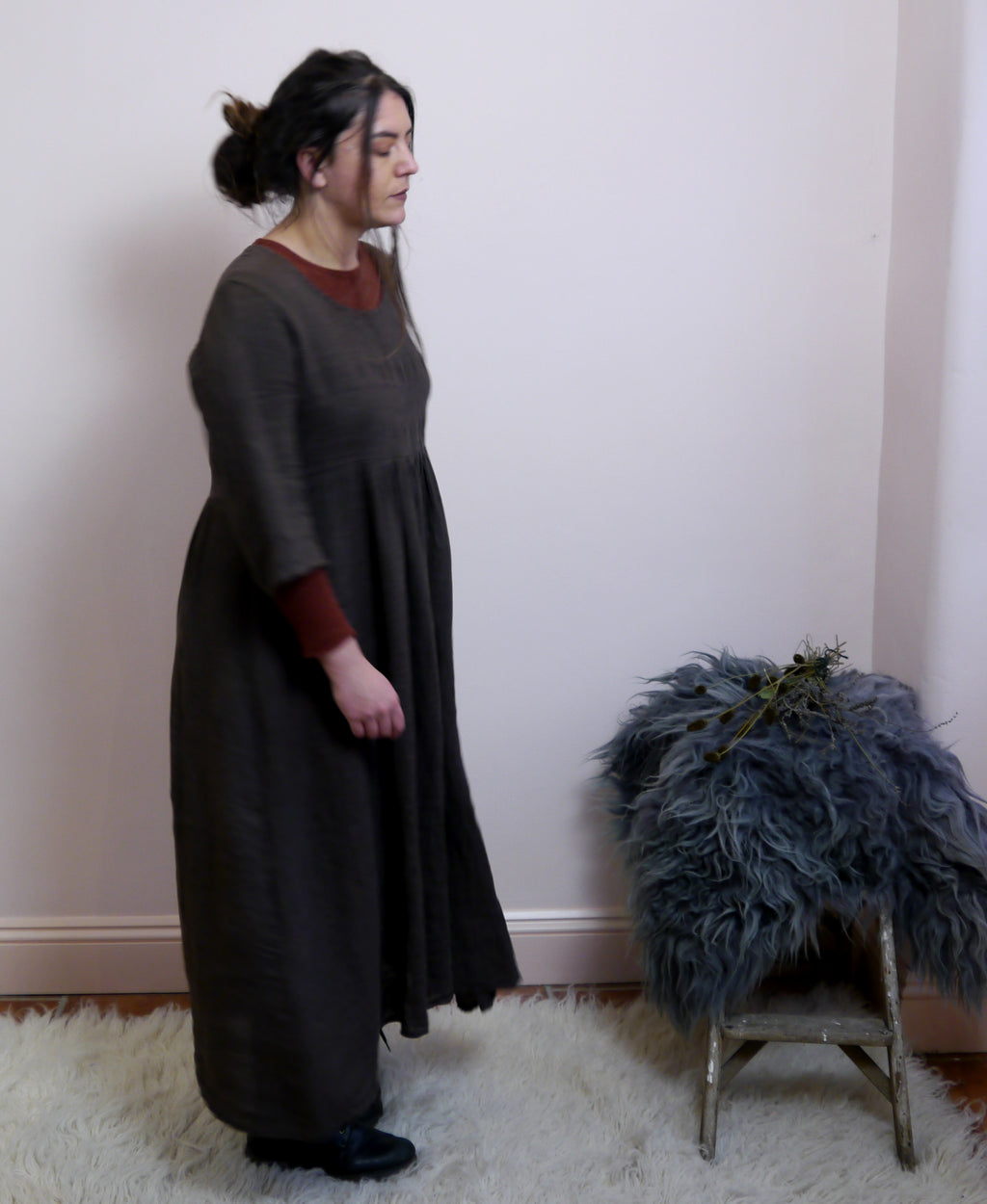 Linen Maxi 3/4 Sleeve Round Neck Dress in Bark