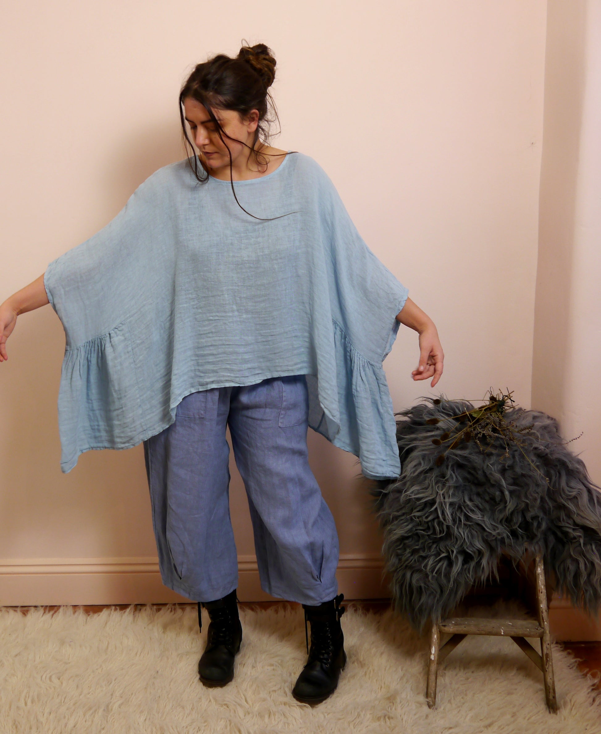 3/4 Sleeve Linen Batwing Oversized Drape Top in Sky
