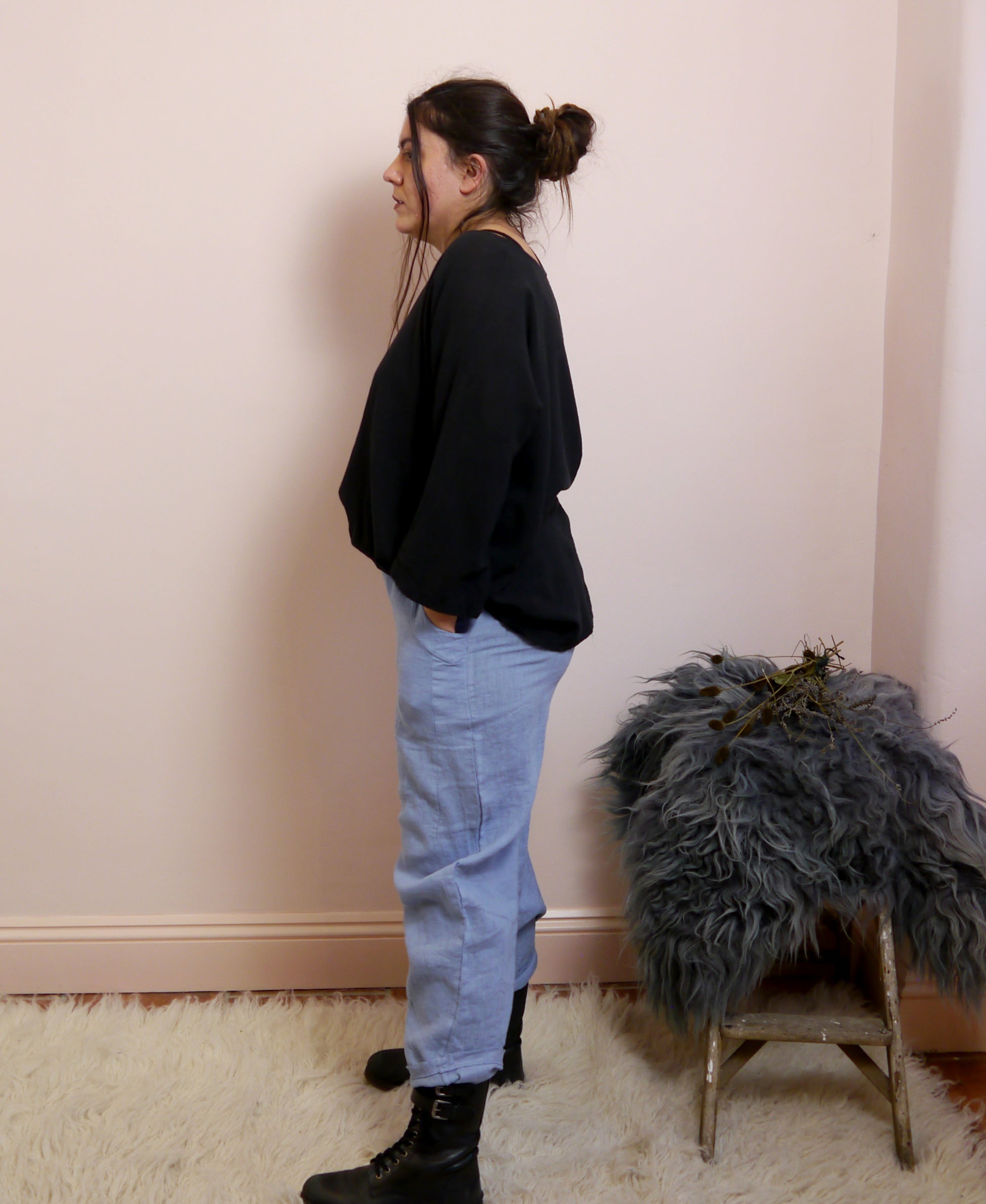 Linen Trousers with Pockets in Forget-Me-Not