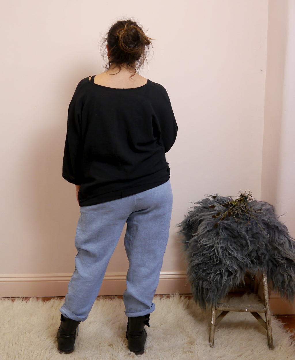 Linen Trousers with Pockets in Forget-Me-Not