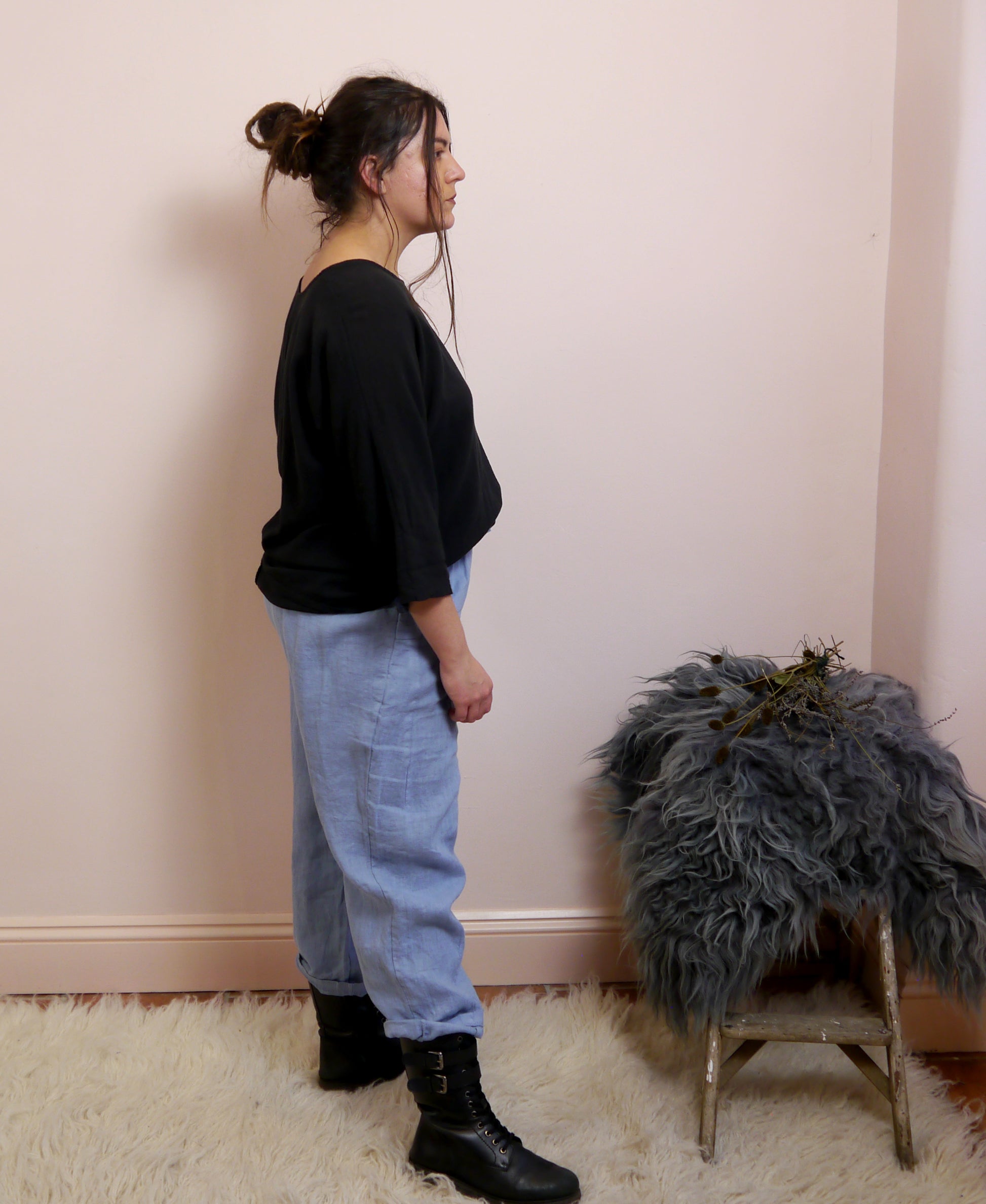 Cotton/Linen Plus Size Layering Top in Black