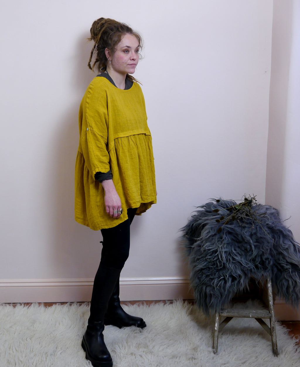 Short Sleeve Linen Tunic in Sunflower