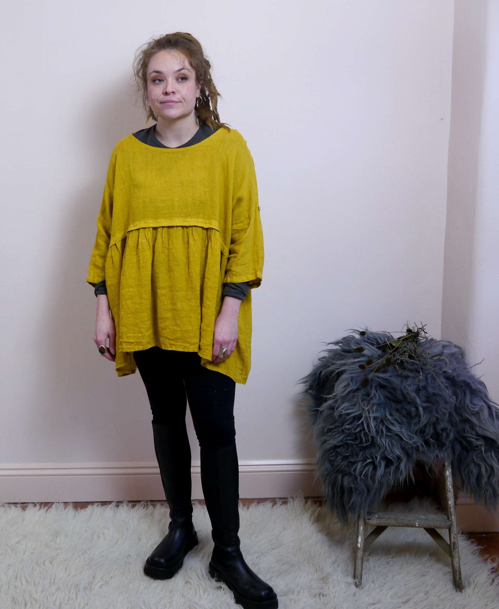 Short Sleeve Linen Tunic in Sunflower