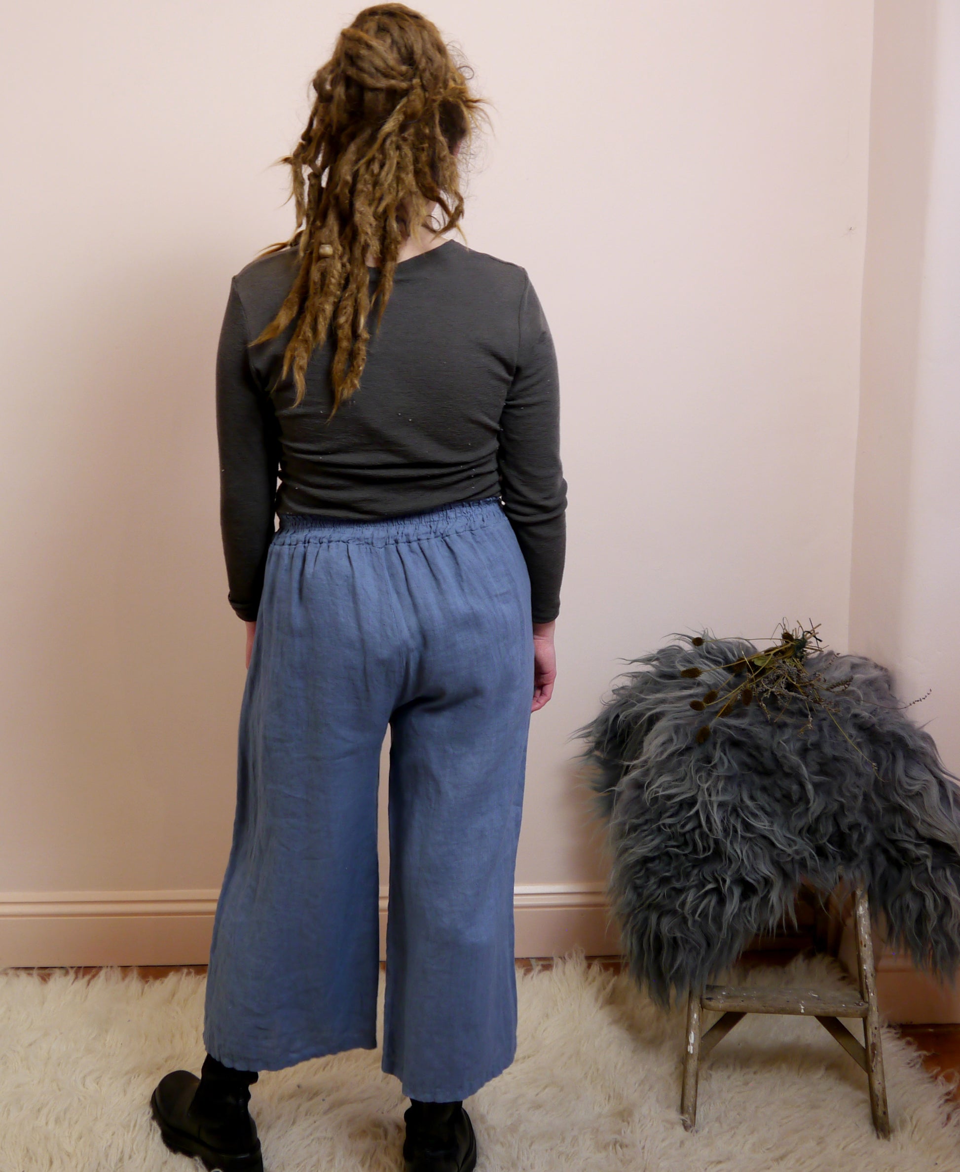 Capri Trouser in Forget-Me-Not