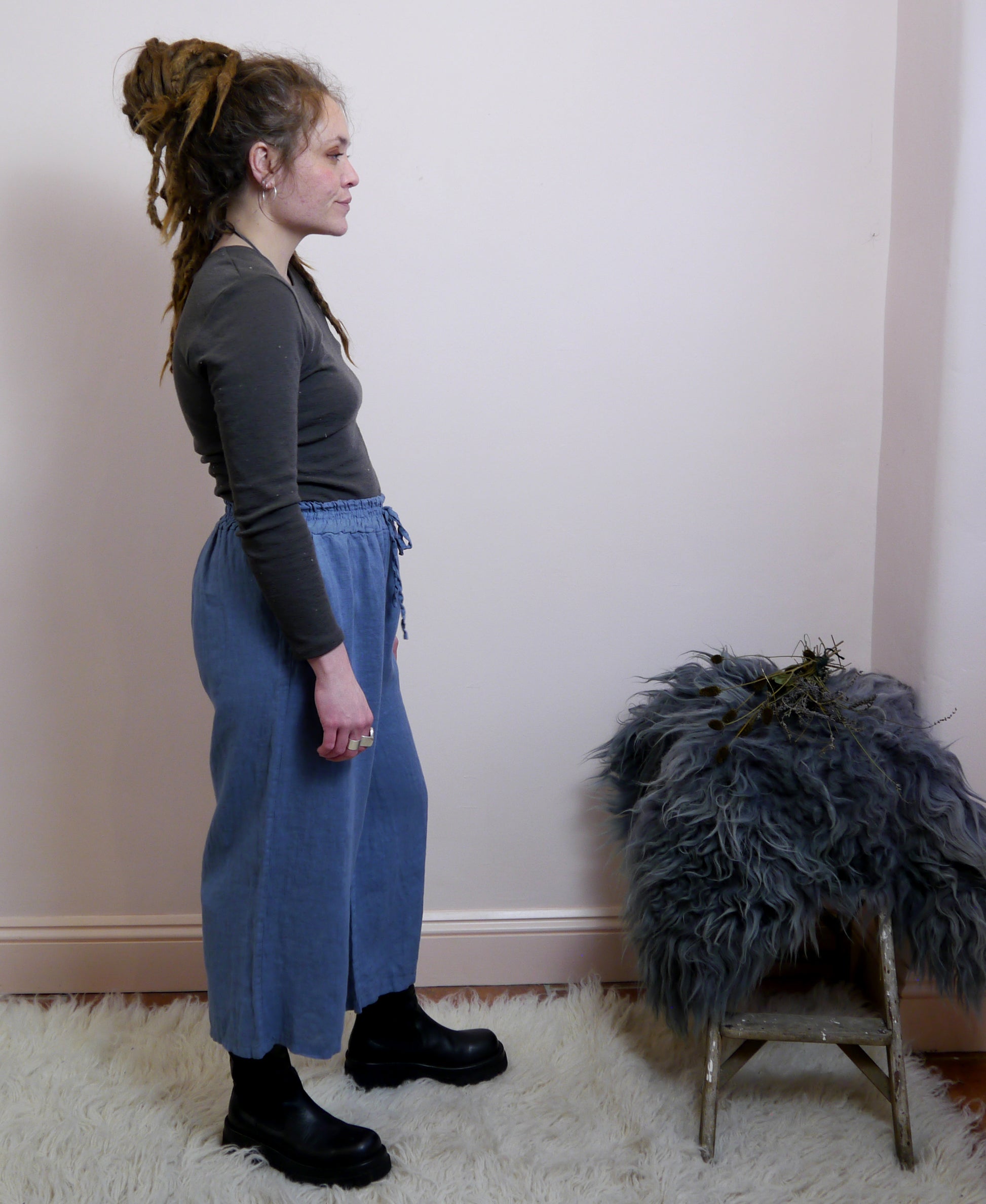 Capri Trouser in Forget-Me-Not