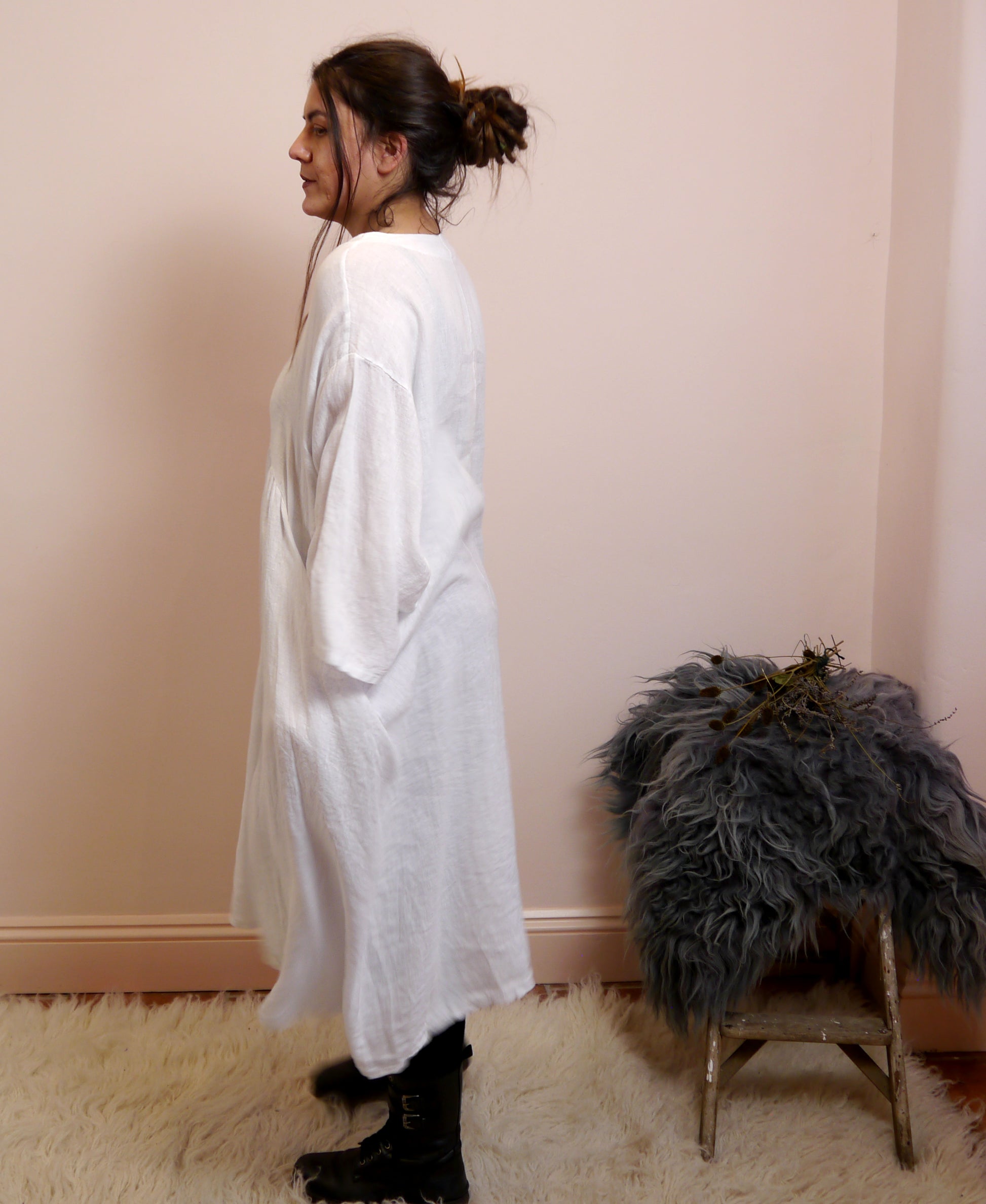 Linen Plus Size Long Sleeve Midi/Maxi Dress in White