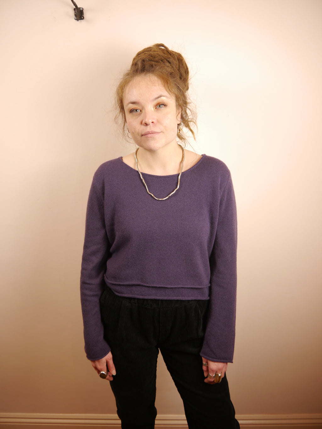 Lambswool Cashmere Cropped Layered Jumper in Violet Purple
