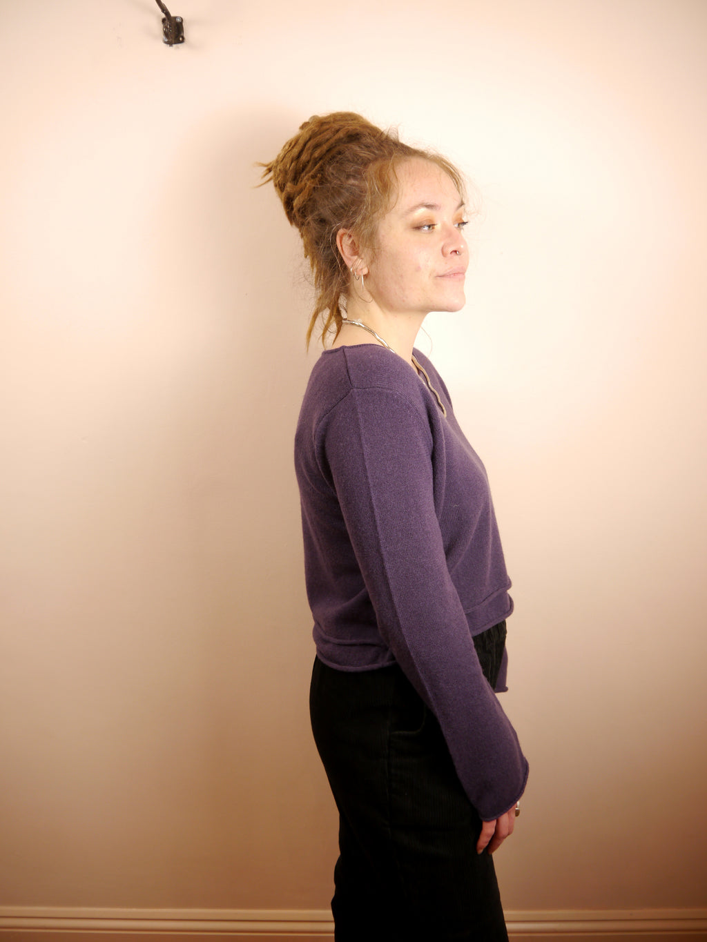 Lambswool Cashmere Cropped Layered Jumper in Violet Purple