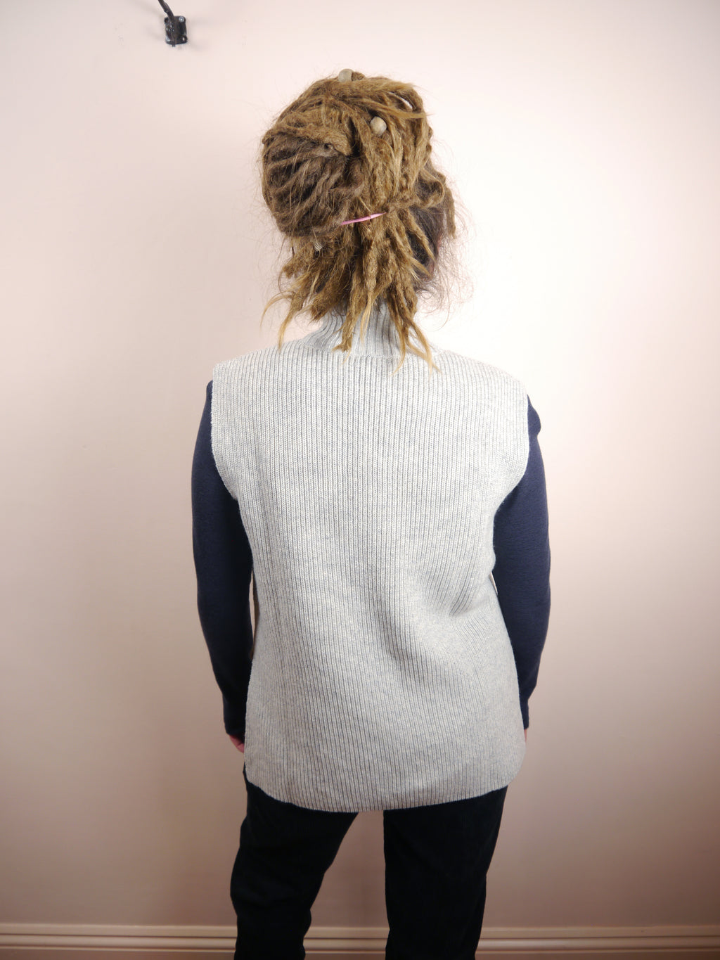 Lambswool Cashmere High Neck Sweater Vest in Silver Light Grey Marl