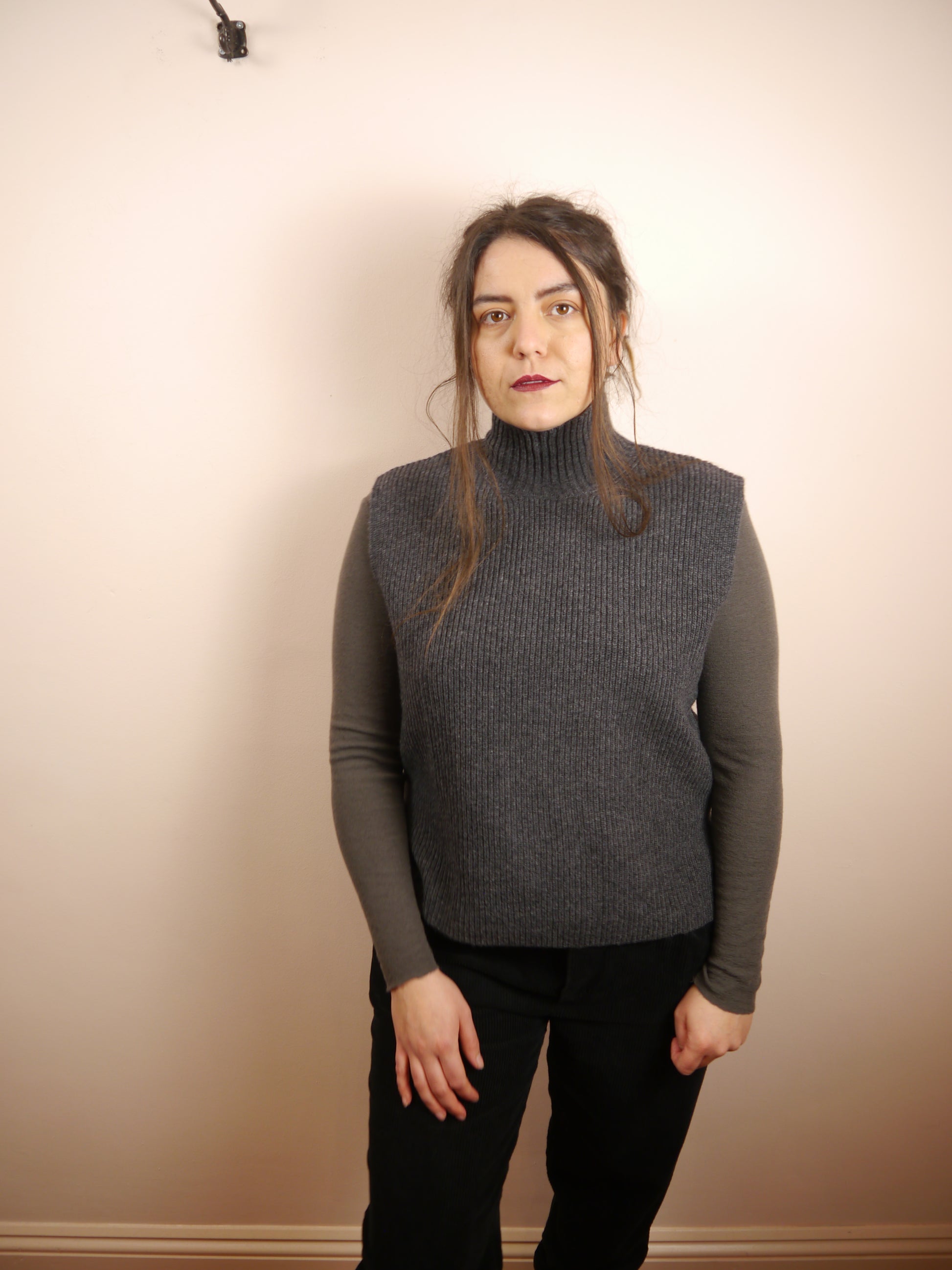 Lambswool Cashmere High Neck Sweater Vest in Charcoal Dark Grey Marl