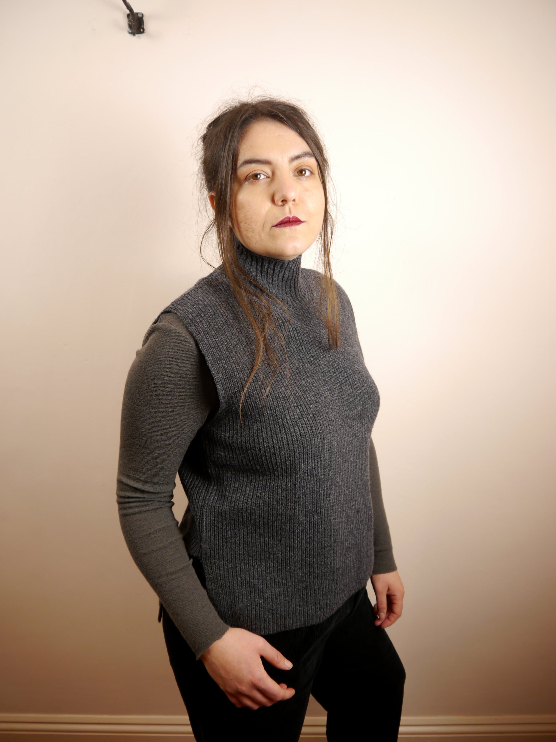 Lambswool Cashmere High Neck Sweater Vest in Charcoal Dark Grey Marl