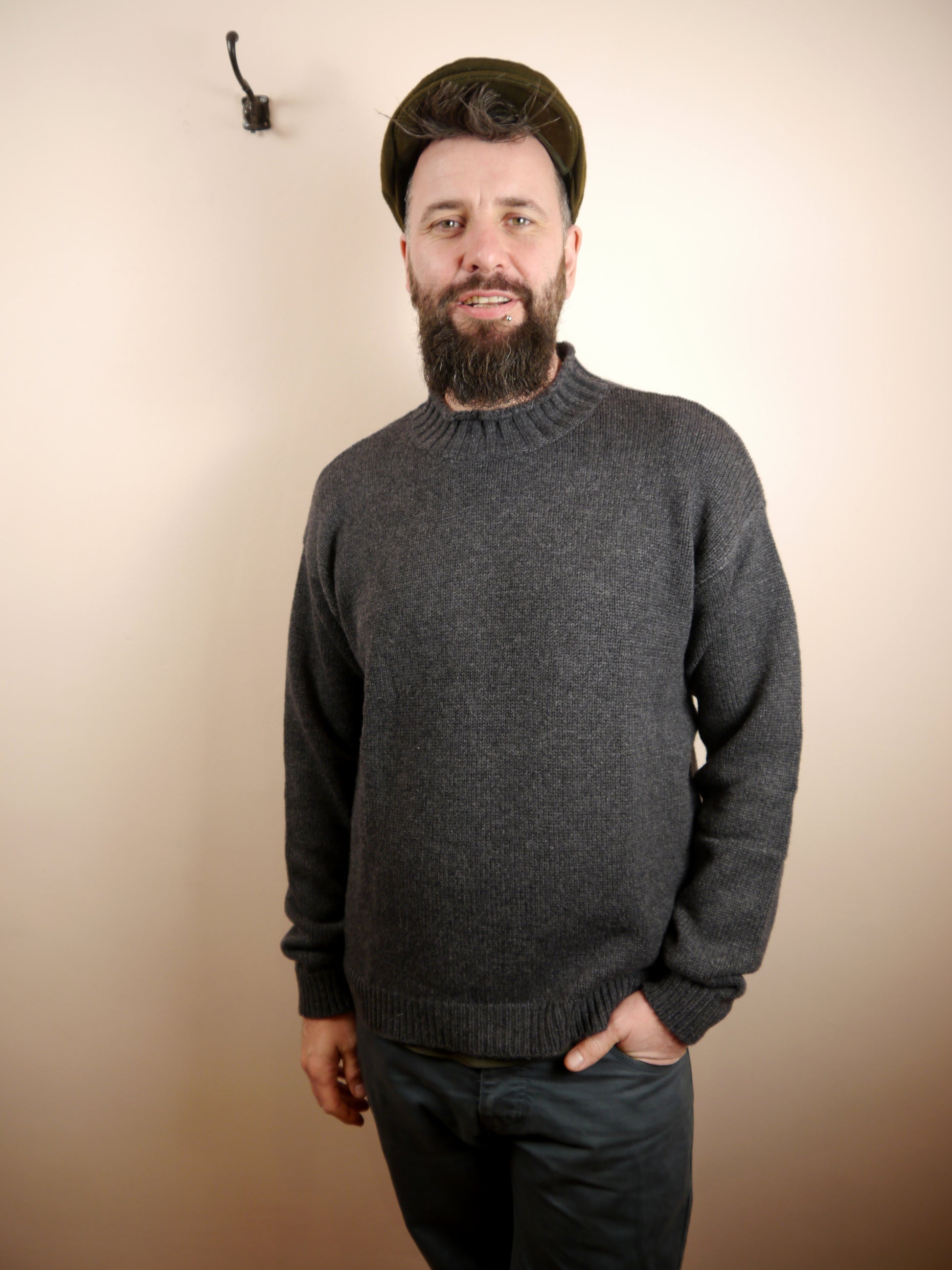 Mens cashmere lambswool jumper in Charcoal Grey