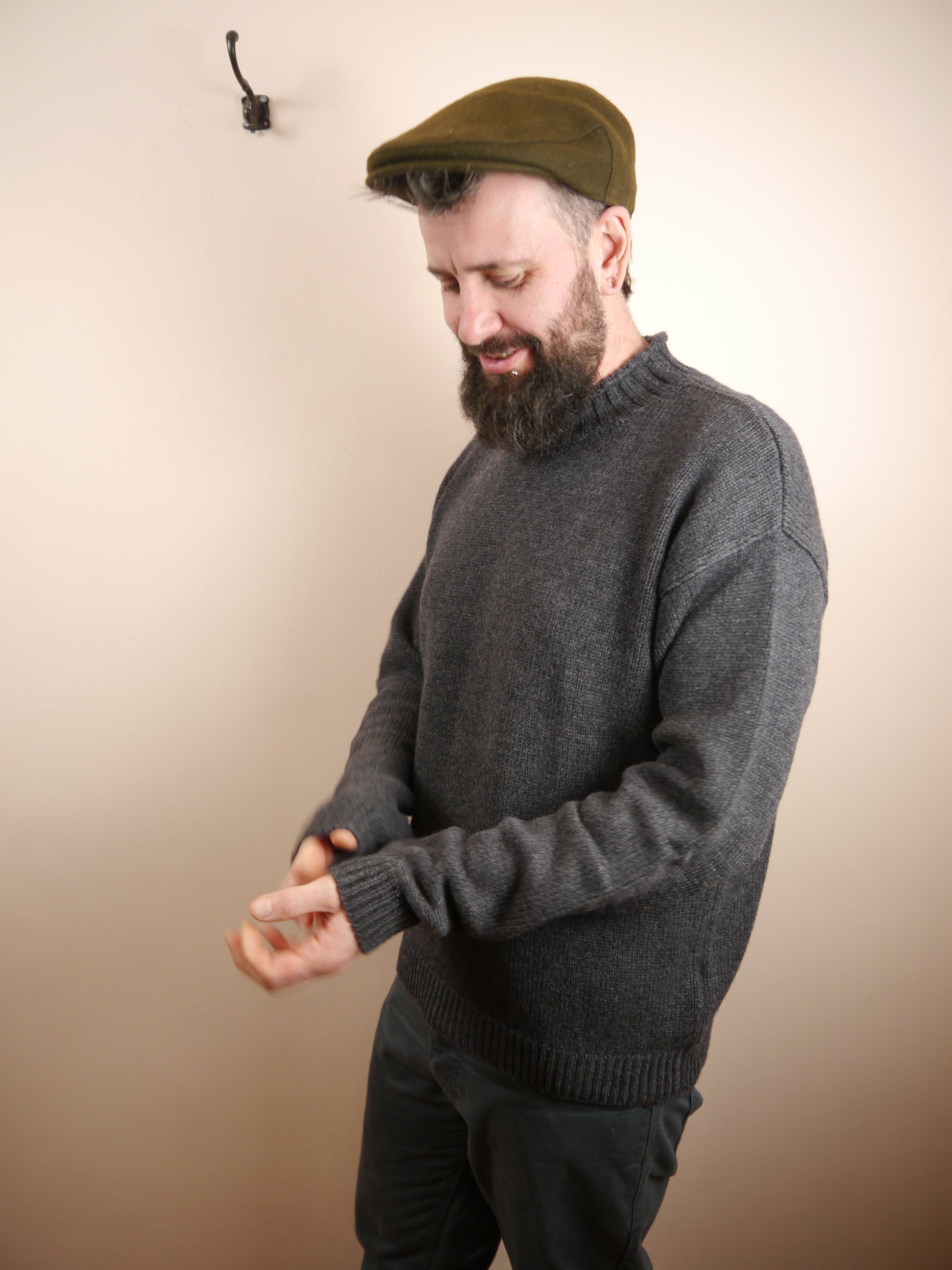 Mens cashmere lambswool jumper in Charcoal Grey