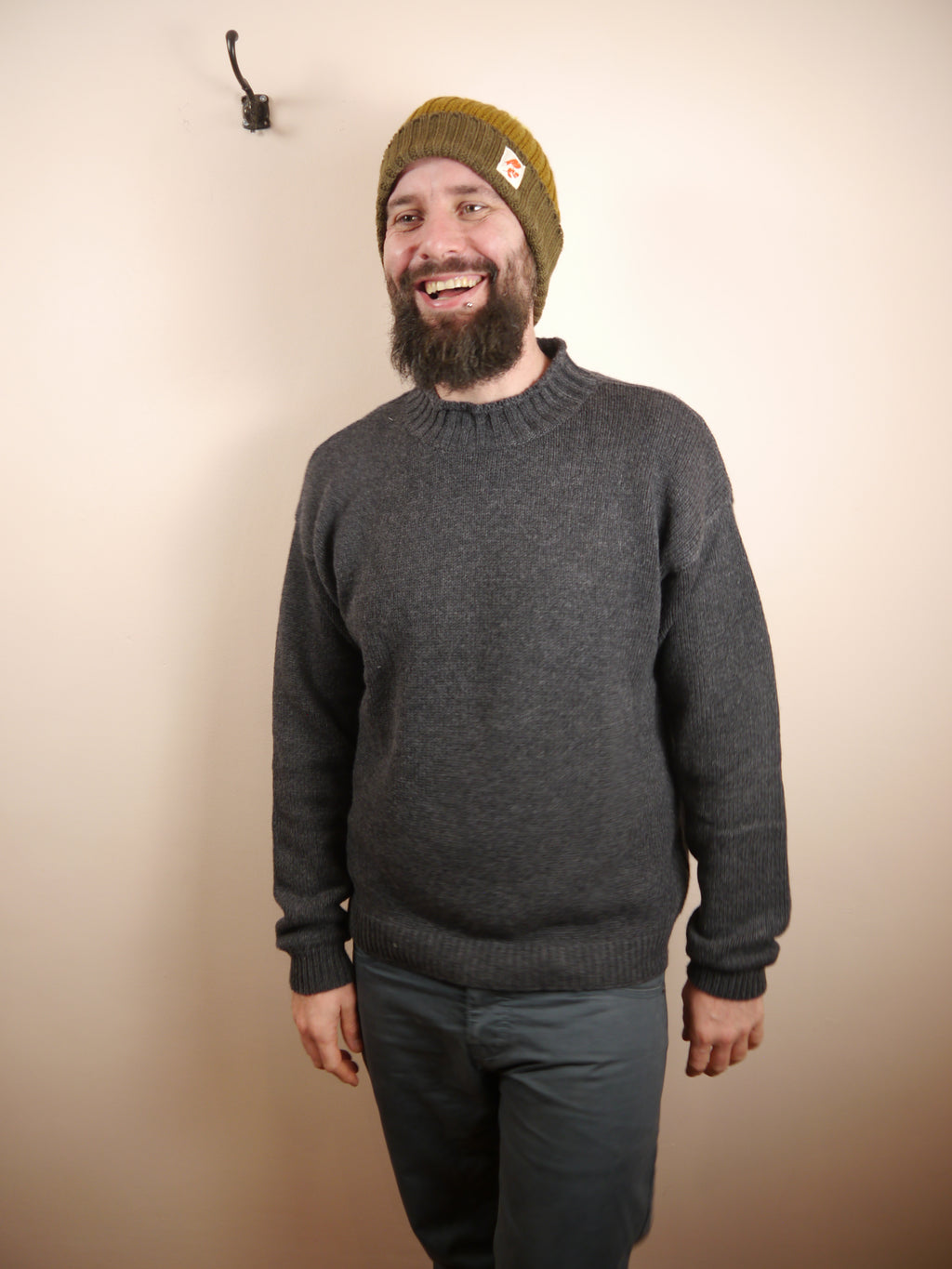 Mens cashmere lambswool jumper in Charcoal Grey