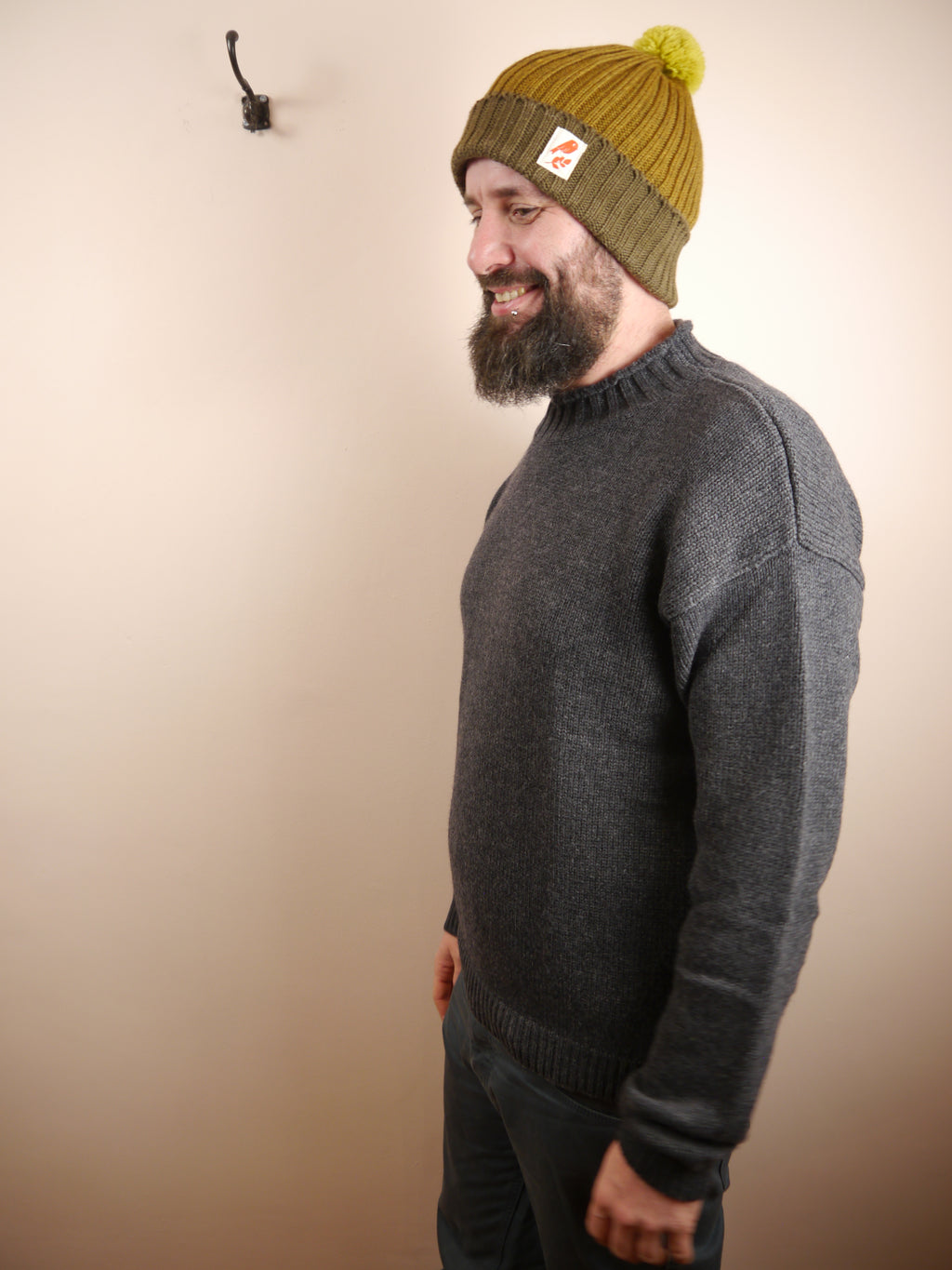Mens cashmere lambswool jumper in Charcoal Grey