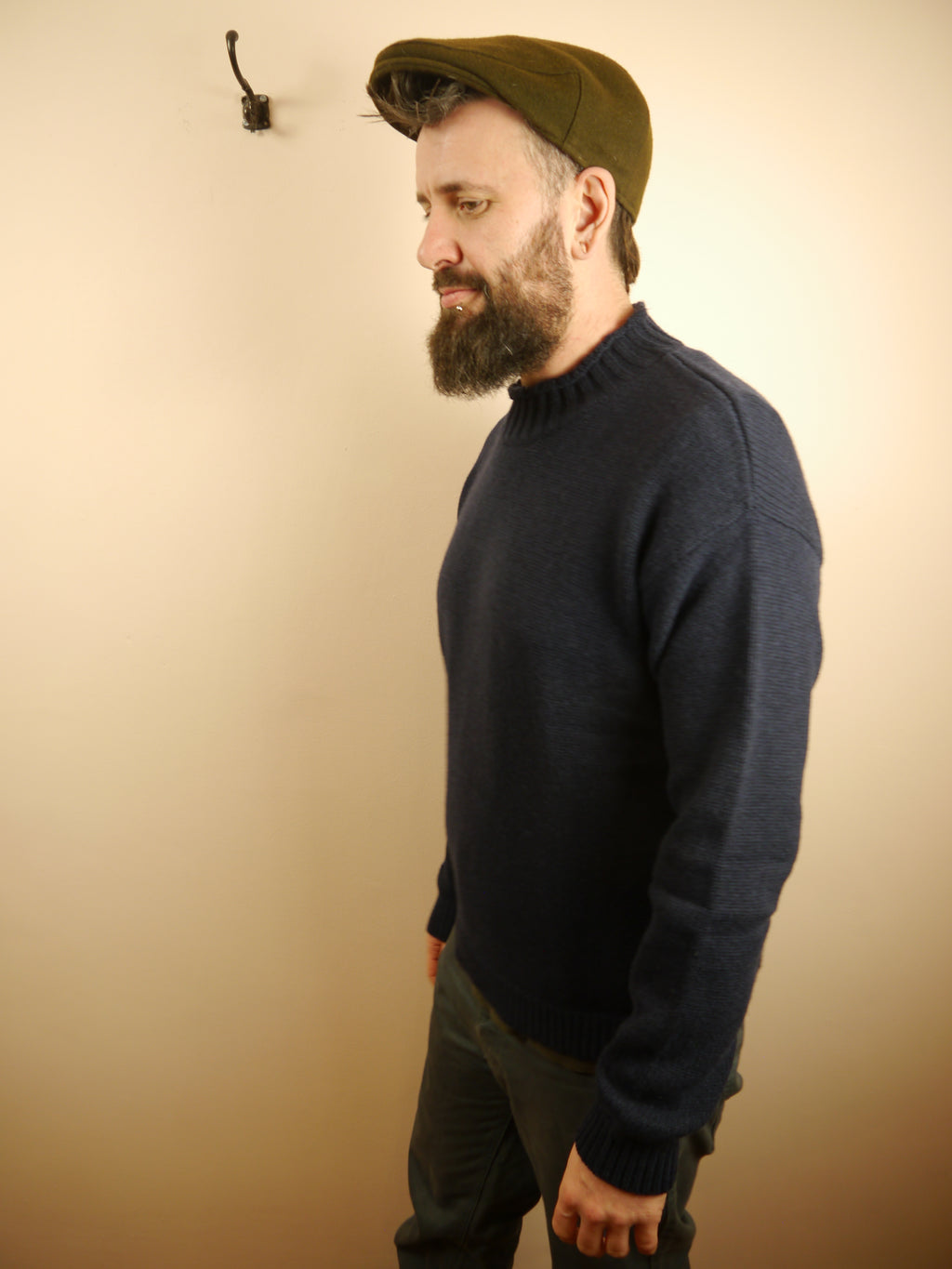 Mens cashmere lambswool jumper in Navy Blue