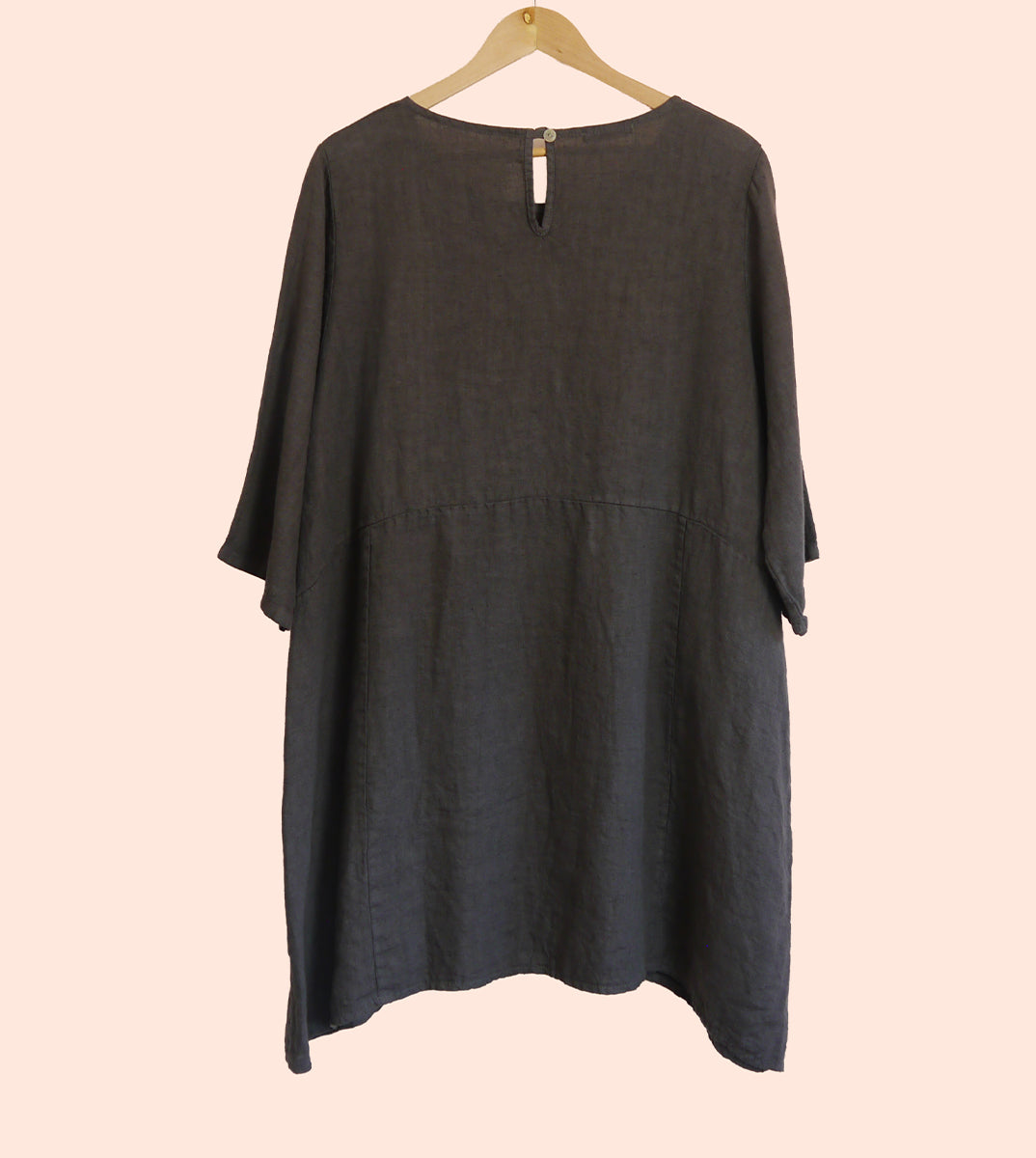 Short Linen Dress with Pockets in Soot