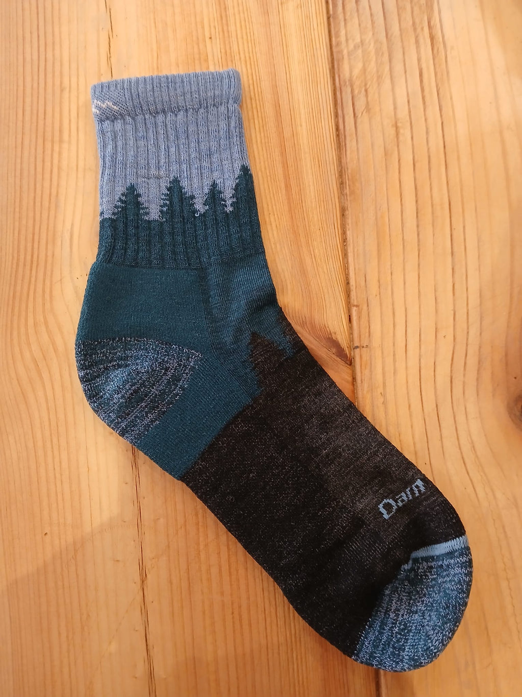 Darn Tough Blue Treeline Micro Crew Midweight Merino Wool Socks Womens